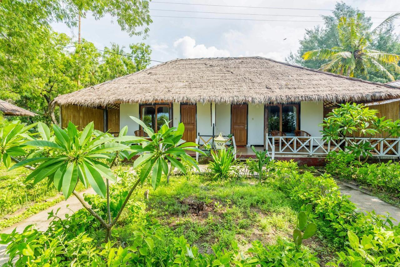 Oyo 2861 Hotel Gili Air & Restaurant Eksteriør bilde