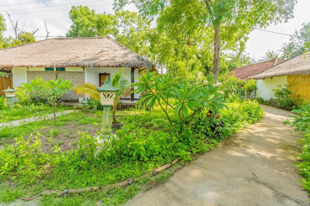 Oyo 2861 Hotel Gili Air & Restaurant Eksteriør bilde
